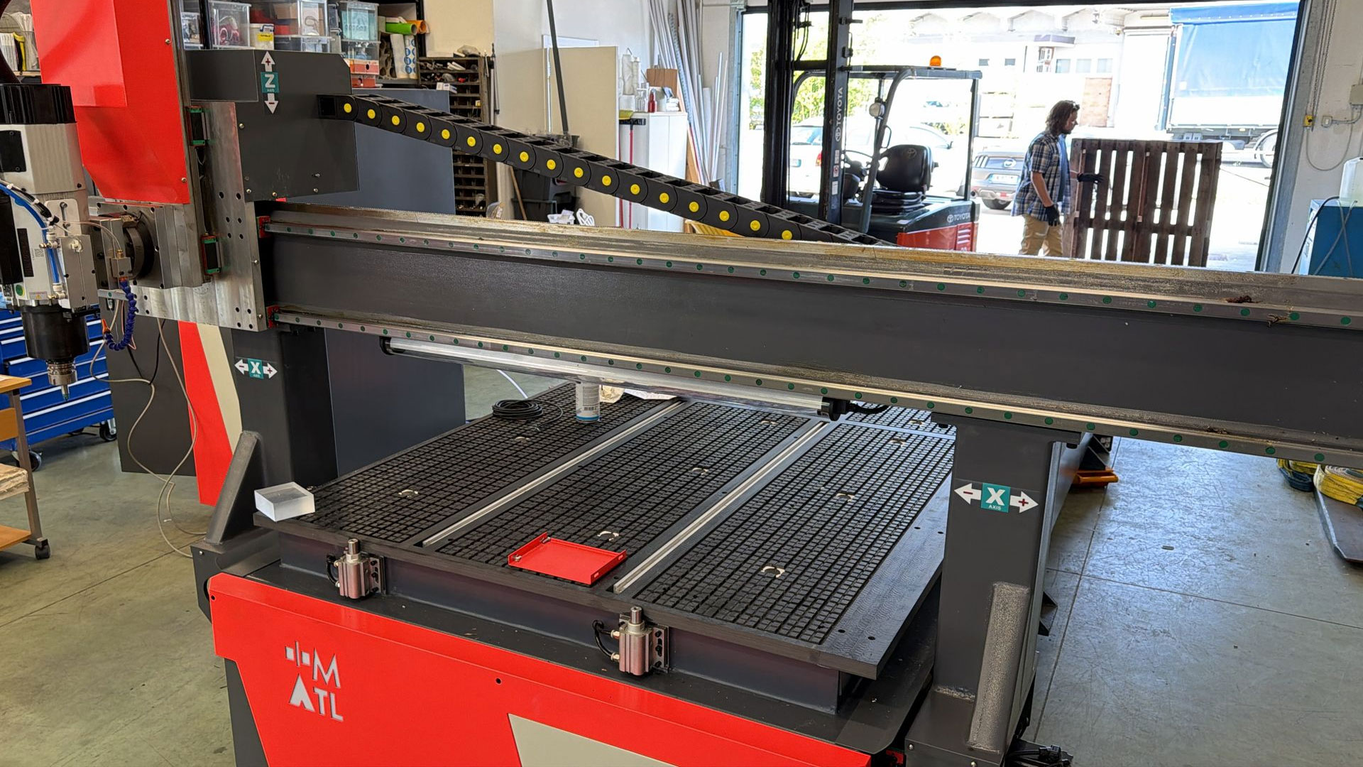 Syntec CNC machine